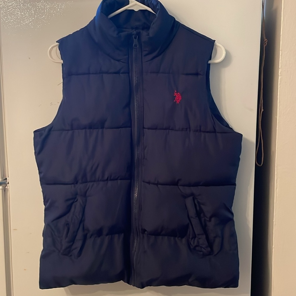 U.S. Polo Assn. Superior‎ Quality Men’s Navy Blue Puffer Vest Medium